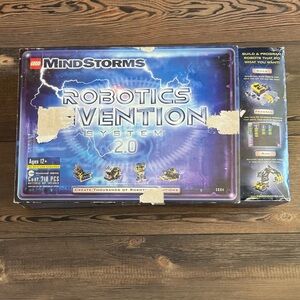 Lego Mindstorms Robotics Invention System 2.0